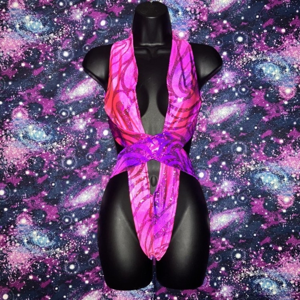 Get Ravy Mermaid Vibes Bodysuit